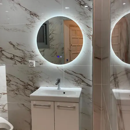 La Cigale Bord De Μεντόν