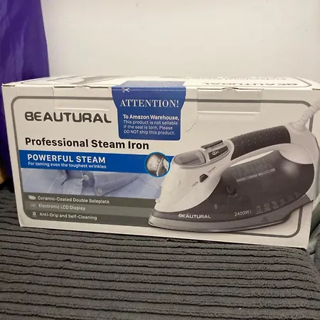 La Cigale Bord De * マントン