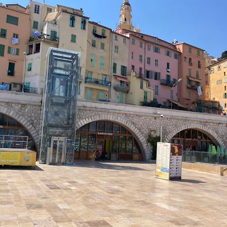 La Cigale Bord De マントン